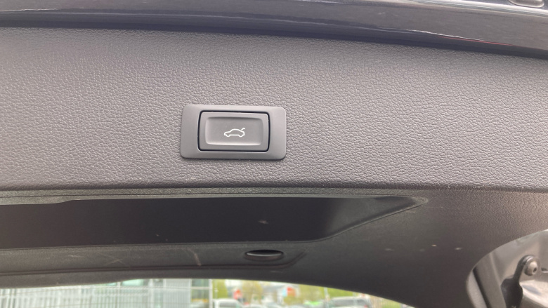 Audi Q2 35 TFSI Sport 5dr S Tronic Petrol Estate